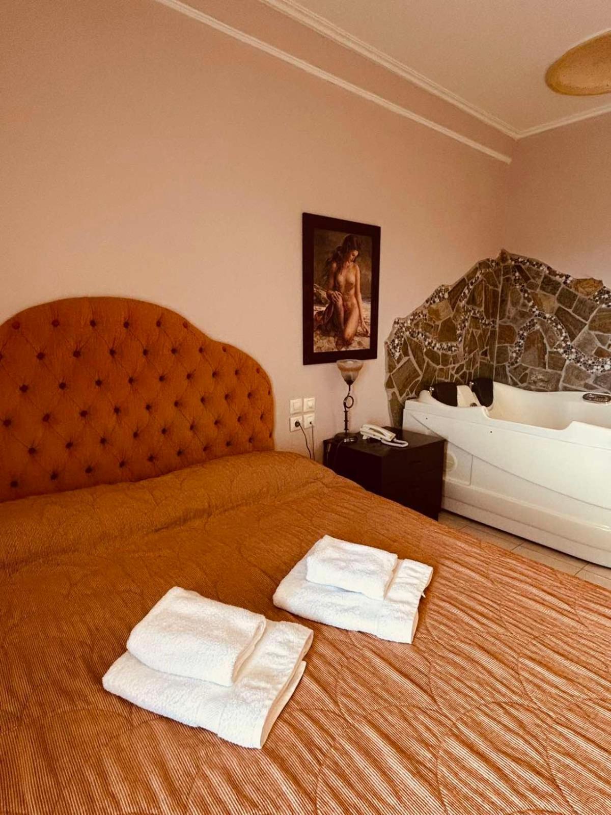 Hotel Athina Káto Loutrákion Eksteriør bilde